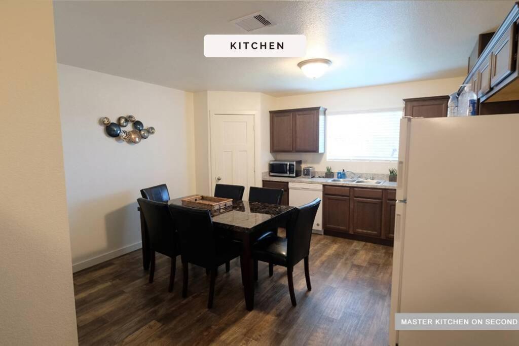 3 Story, 3 Bdrm, 4 Beds, 2 Bath, North Houston, Iah - 10B Βίλα Εξωτερικό φωτογραφία